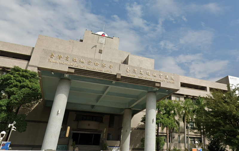 恐怖男求復合不成 闖超商砍前女友遭羈押
