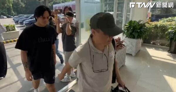 快訊／閃兵集團案擴大！李銓、黃博石坦承花30萬逃兵　手法曝光