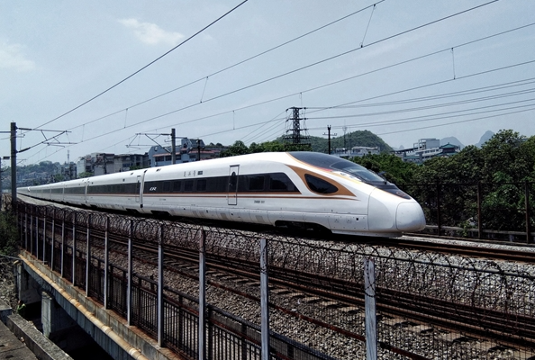 中国第一条高速磁悬浮呼之欲出 时速可达600公里以上