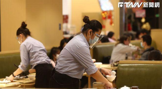 餐飲業大搶人才　連鎖集團掀加薪潮